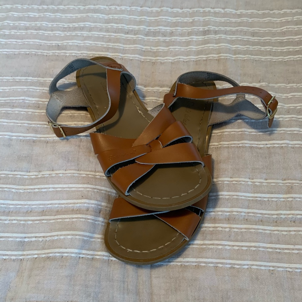 Saltwater sandals